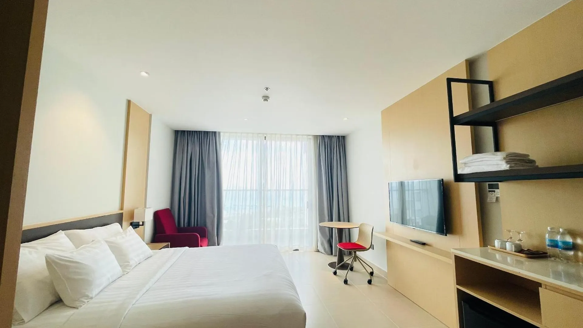 Happy Beach Seaview At The Arena Cam Ranh Resort 0*,